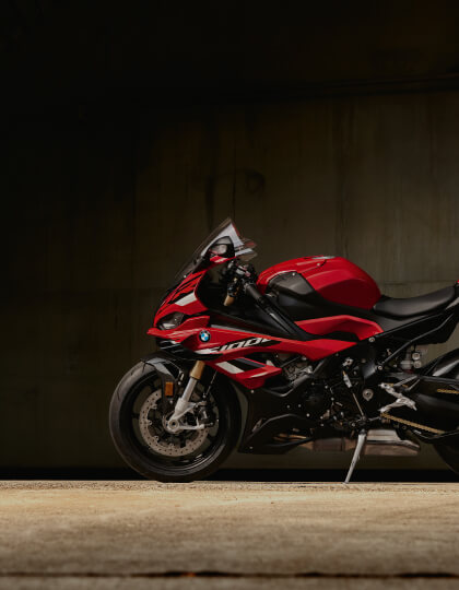 https://www.portillosur.cl/content/uploads/2024/01/ban_hero_s1000rr.jpg